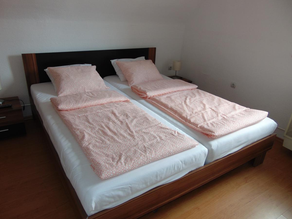 Csevi Apartmanhaz Mezőkövesd Exterior foto
